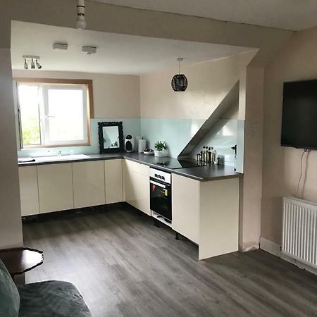 “A Wee Pad In Dunfermline” Appartement Buitenkant foto