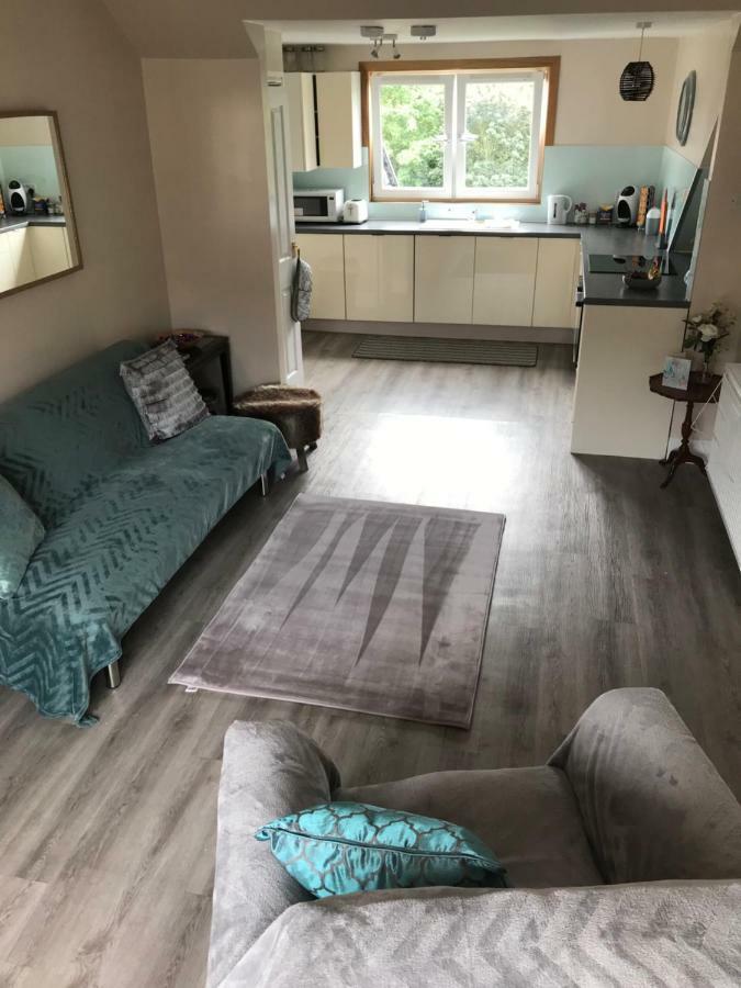 “A Wee Pad In Dunfermline” Appartement Buitenkant foto