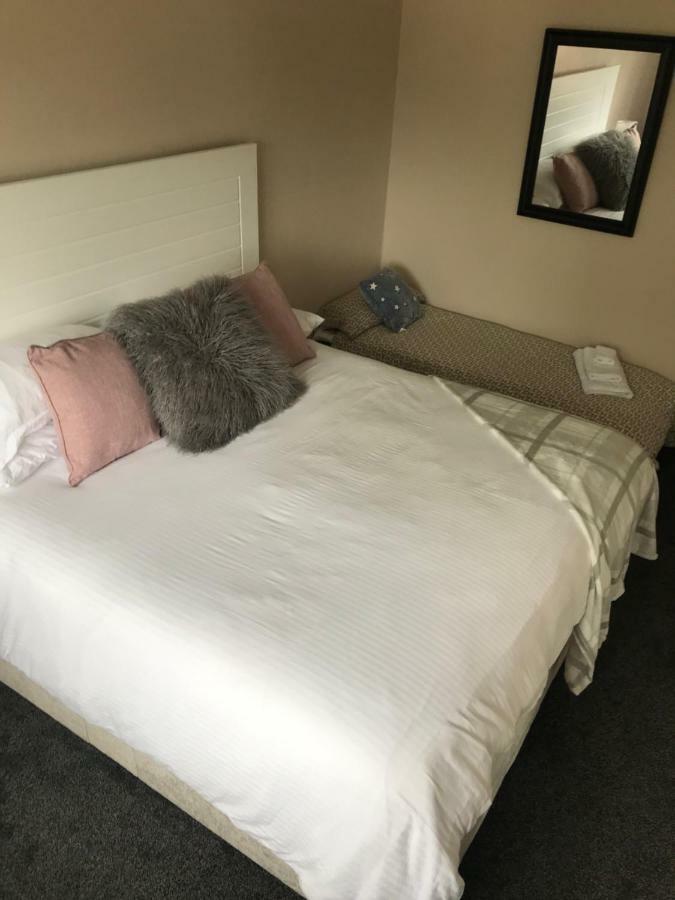 “A Wee Pad In Dunfermline” Appartement Buitenkant foto