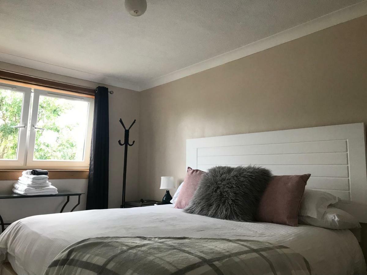 “A Wee Pad In Dunfermline” Appartement Buitenkant foto