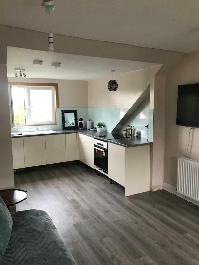 “A Wee Pad In Dunfermline” Appartement Buitenkant foto