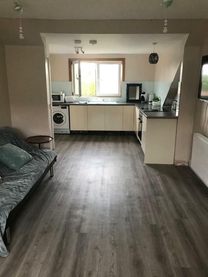 “A Wee Pad In Dunfermline” Appartement Buitenkant foto