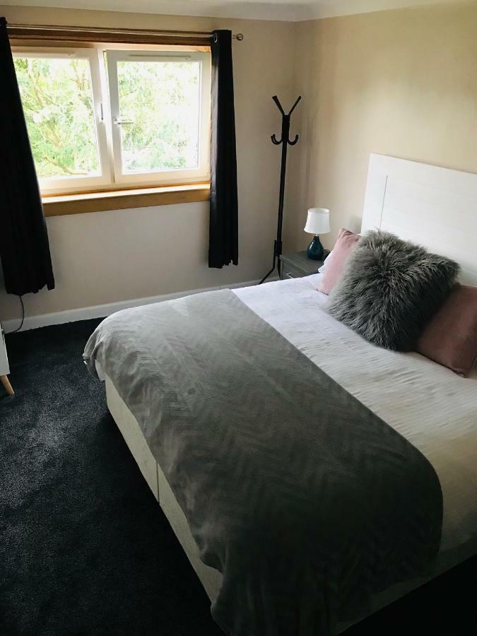 “A Wee Pad In Dunfermline” Appartement Buitenkant foto